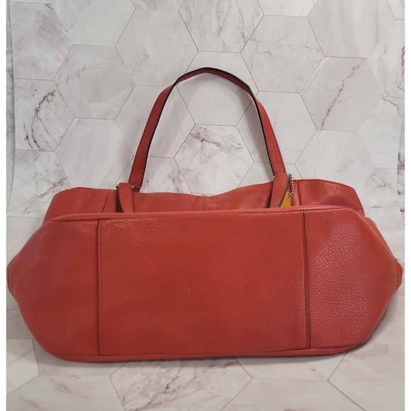 Coach Park Signature North South tote Vermillion Red leather - Picture 9 of 13